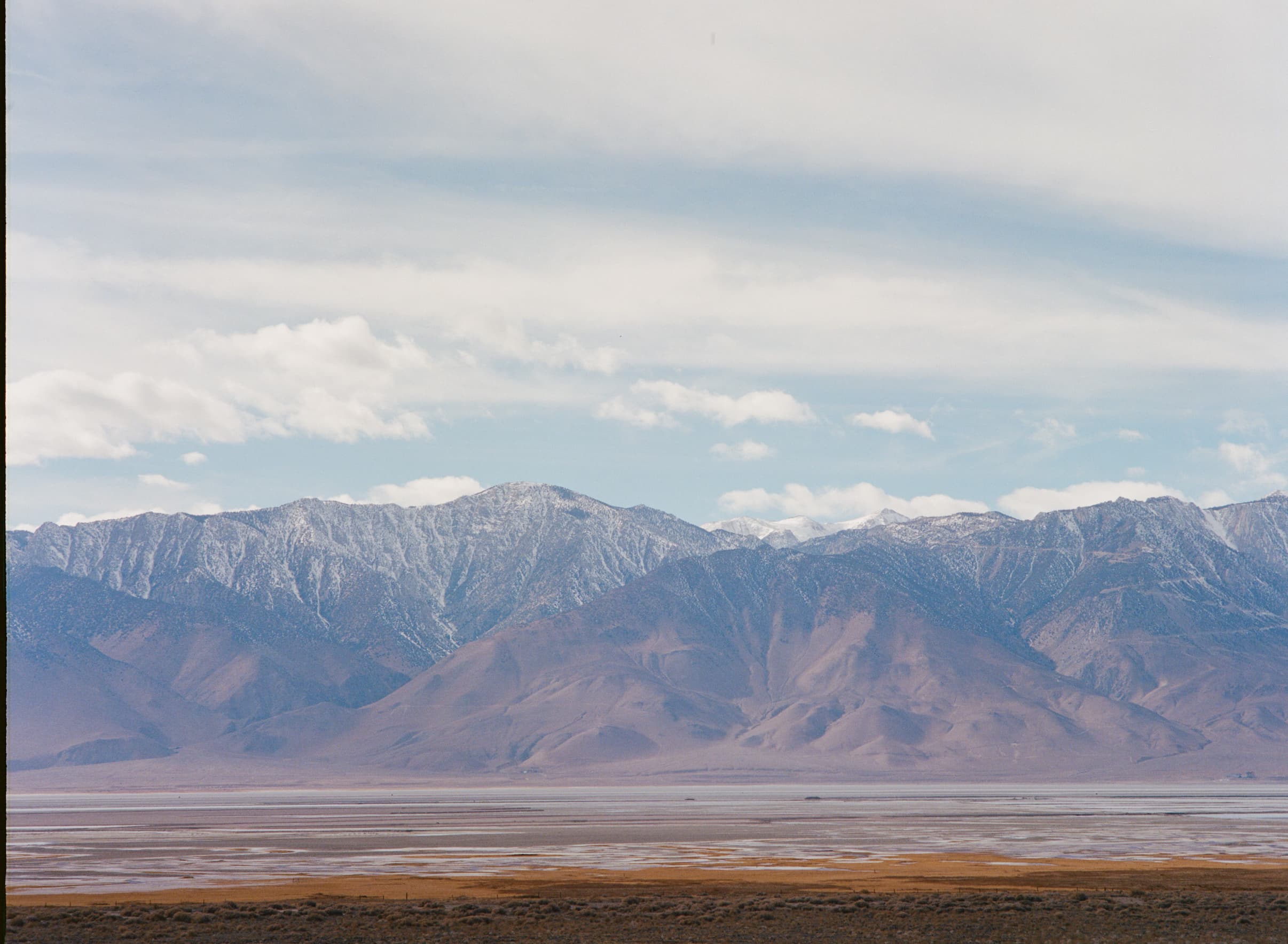 /_next/static/media/owens-valley-salt-flats.aca1d9b8.jpg